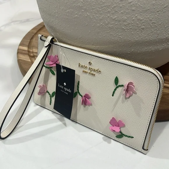 💕Cute.💐KATE SPADE WRISTLET. - Picture 13 of 16
